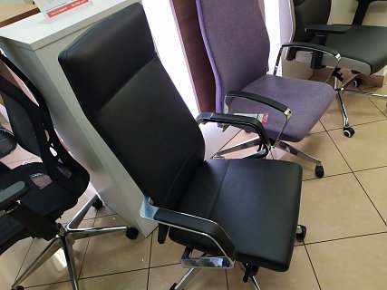 Кресло для руководителя Mone Натуральная кожа чёрная